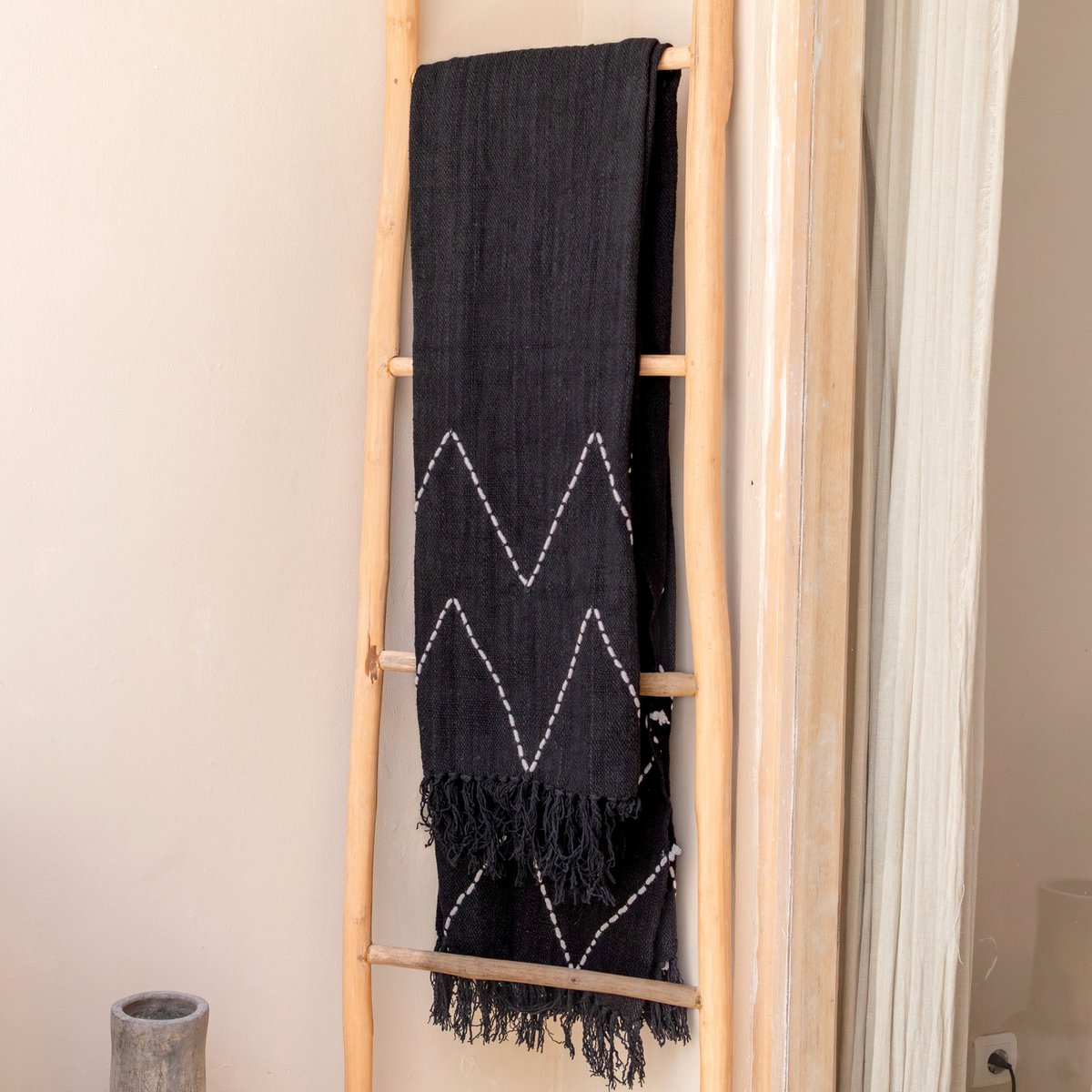 HANDGEWEBTE BOHO-DECKE SCHWARZ