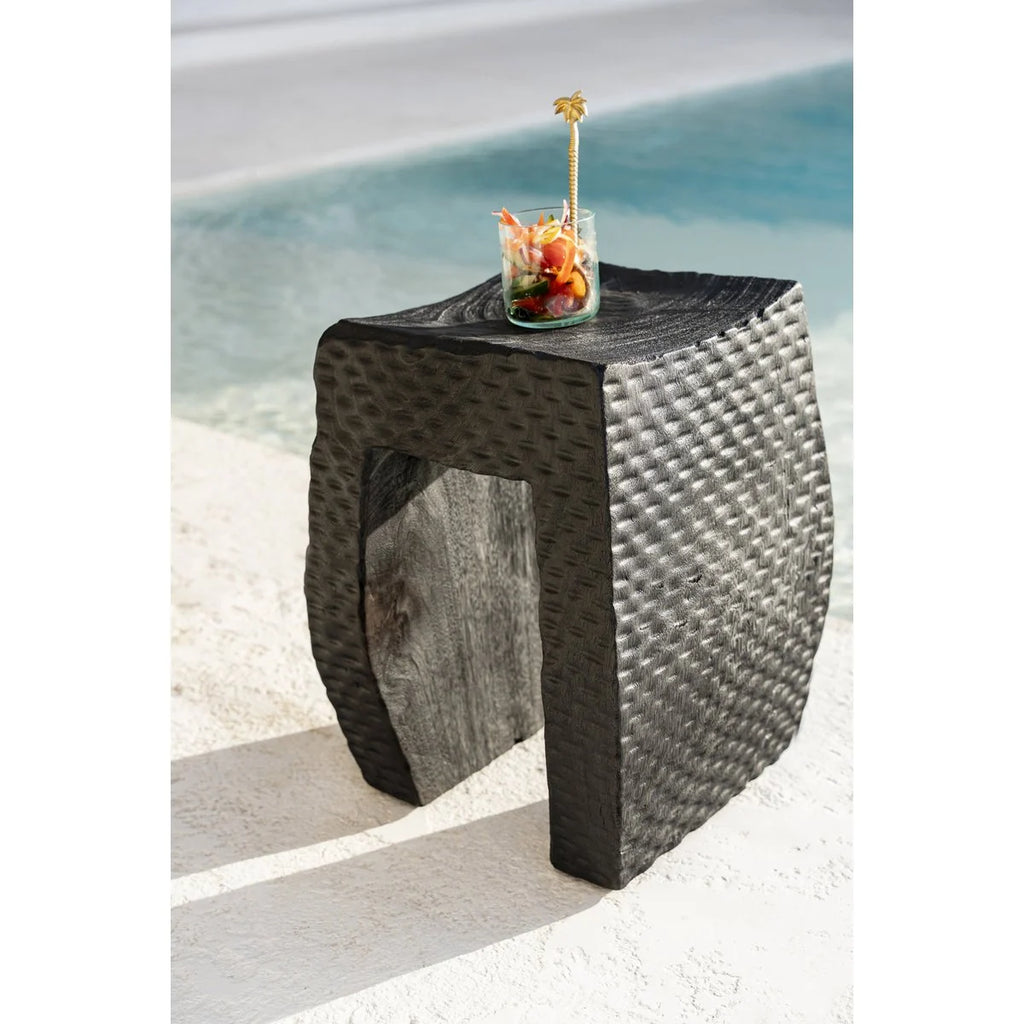 MONTANO HOCKER