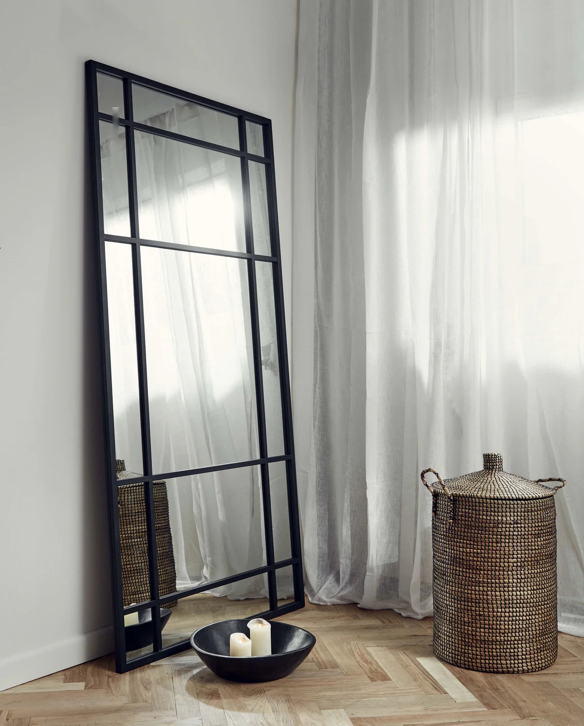 INDUSTRIAL SPIEGEL (SCHWARZ) - 203cm