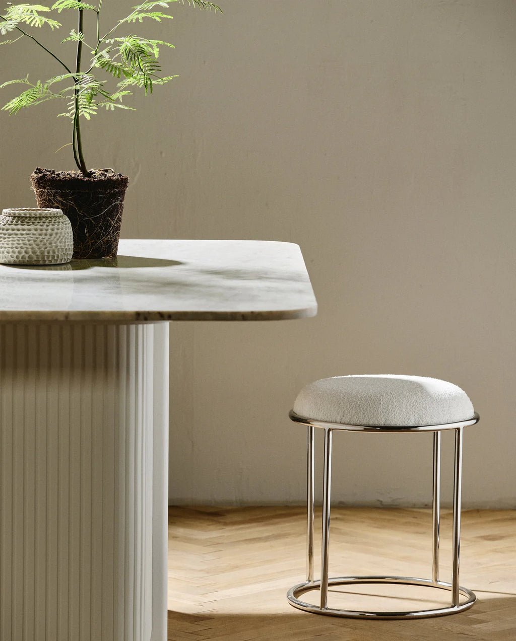 HOCKER