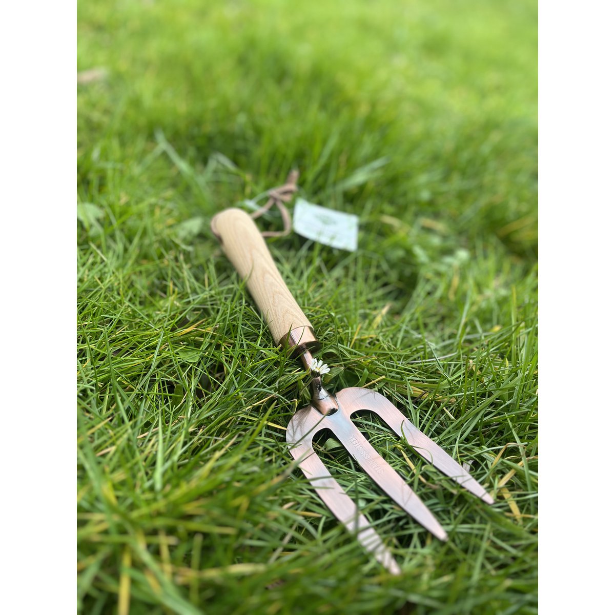 GARTENGABEL AUS KUPFER