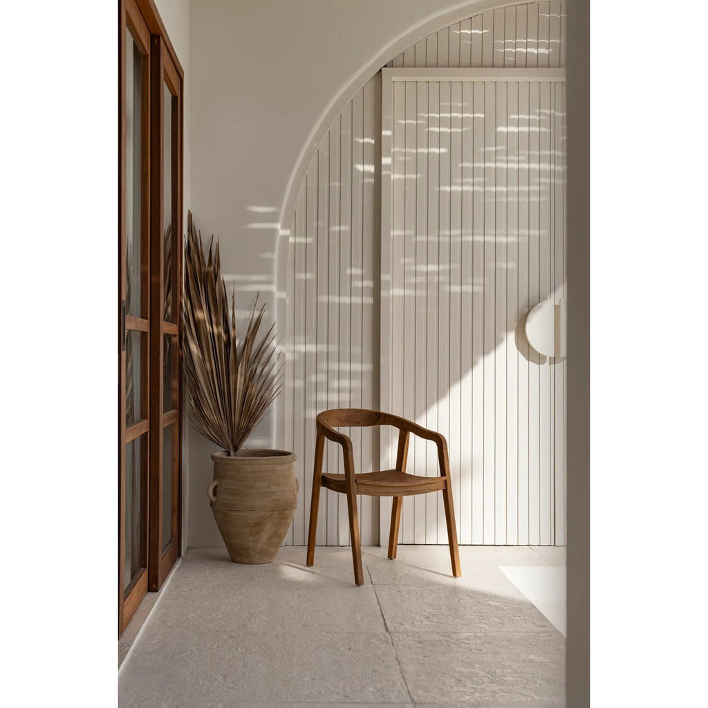 OUTDOOR STUHL AUS TEAKHOLZ