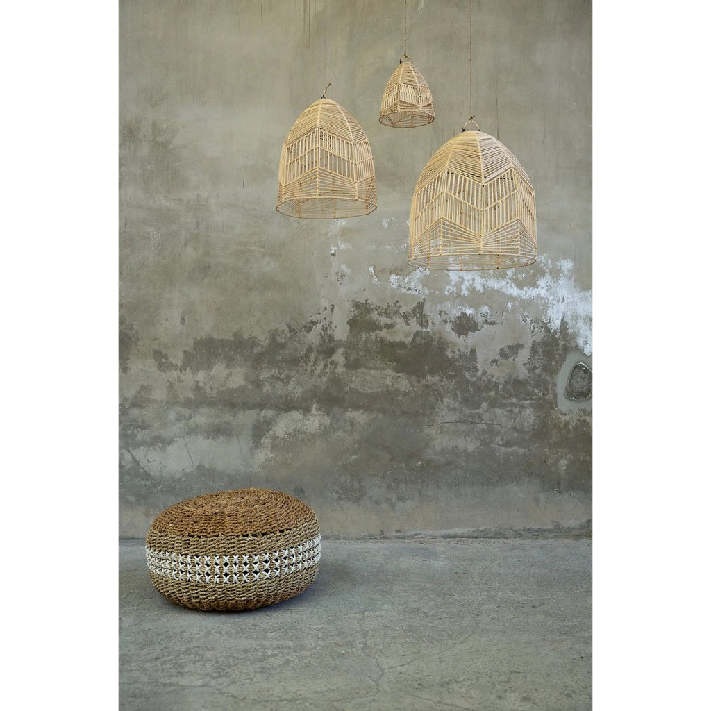 HANDGEFERTIGTER MAKRAMEE HOCKER