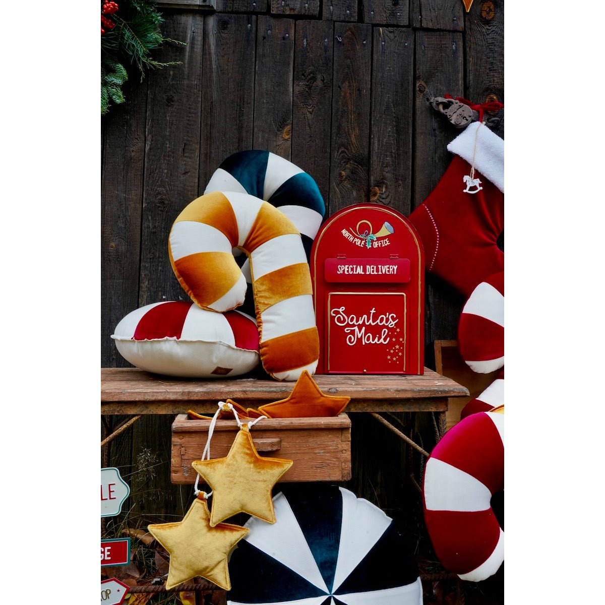 ZUCKERSTANGENKISSEN (GOLD/WEIẞ) - 45cm