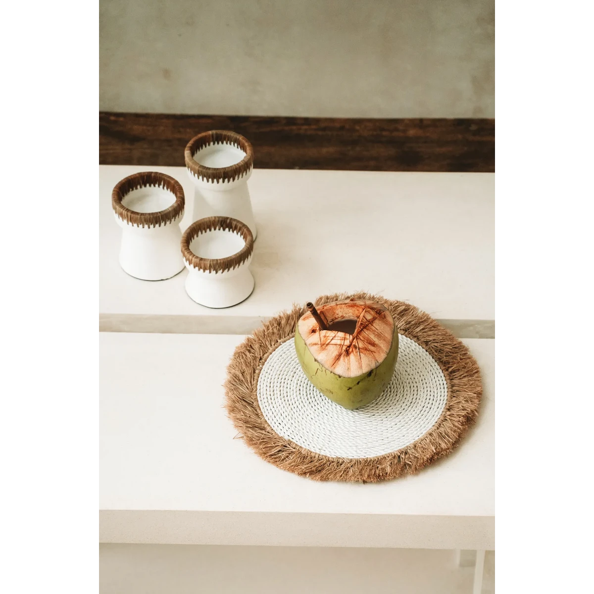 SEEGRAS RAFFIA TISCHUNTERLAGE (WEIß) - 45cm