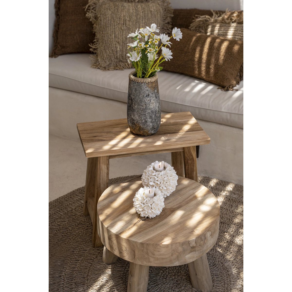 TERRAKOTTA VASE MIT BASTDETAIL (ANTIKGRAU) - 26cm