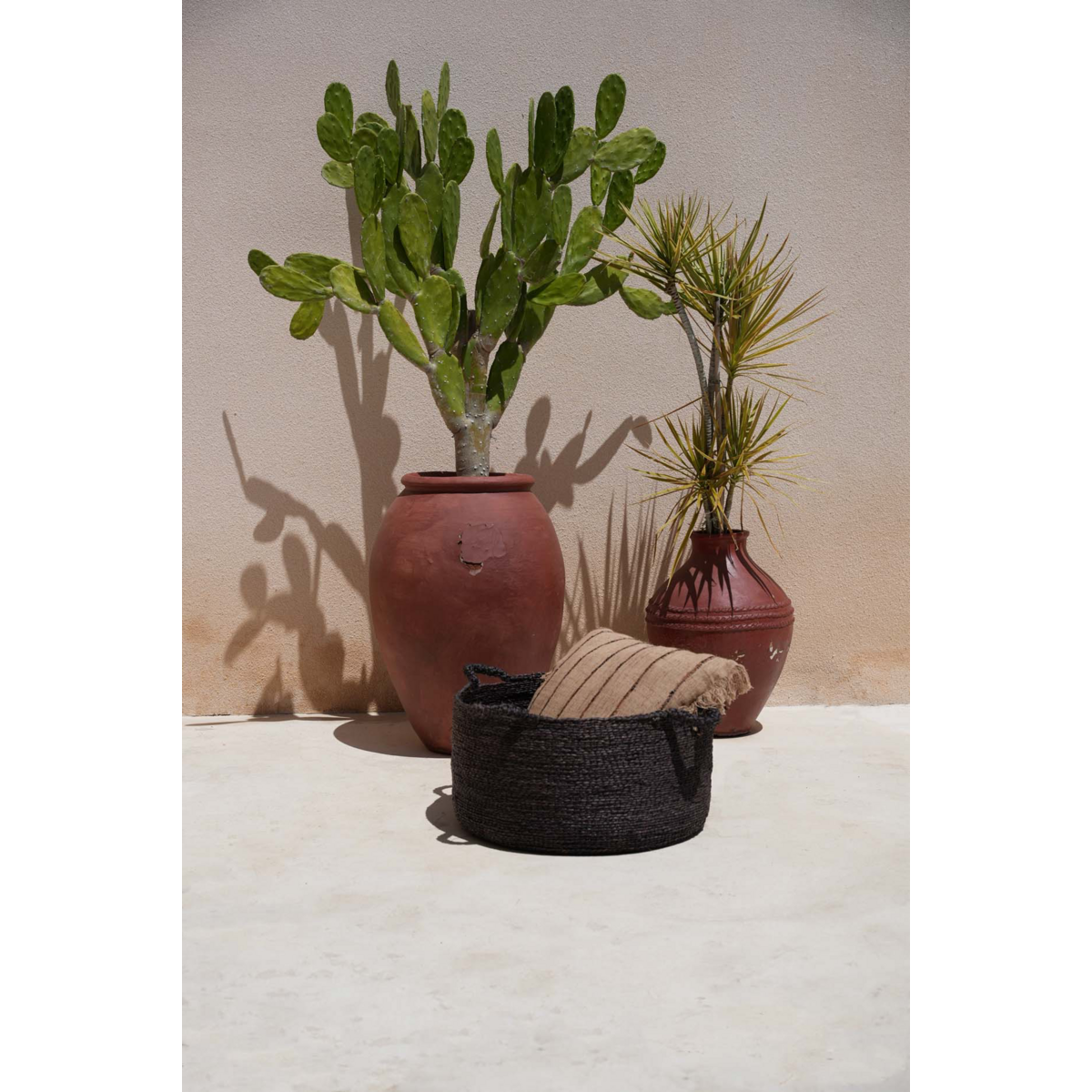 HANDGEWEBTER KISSENBEZUG (BEIGE SCHWARZ) - 60x60cm