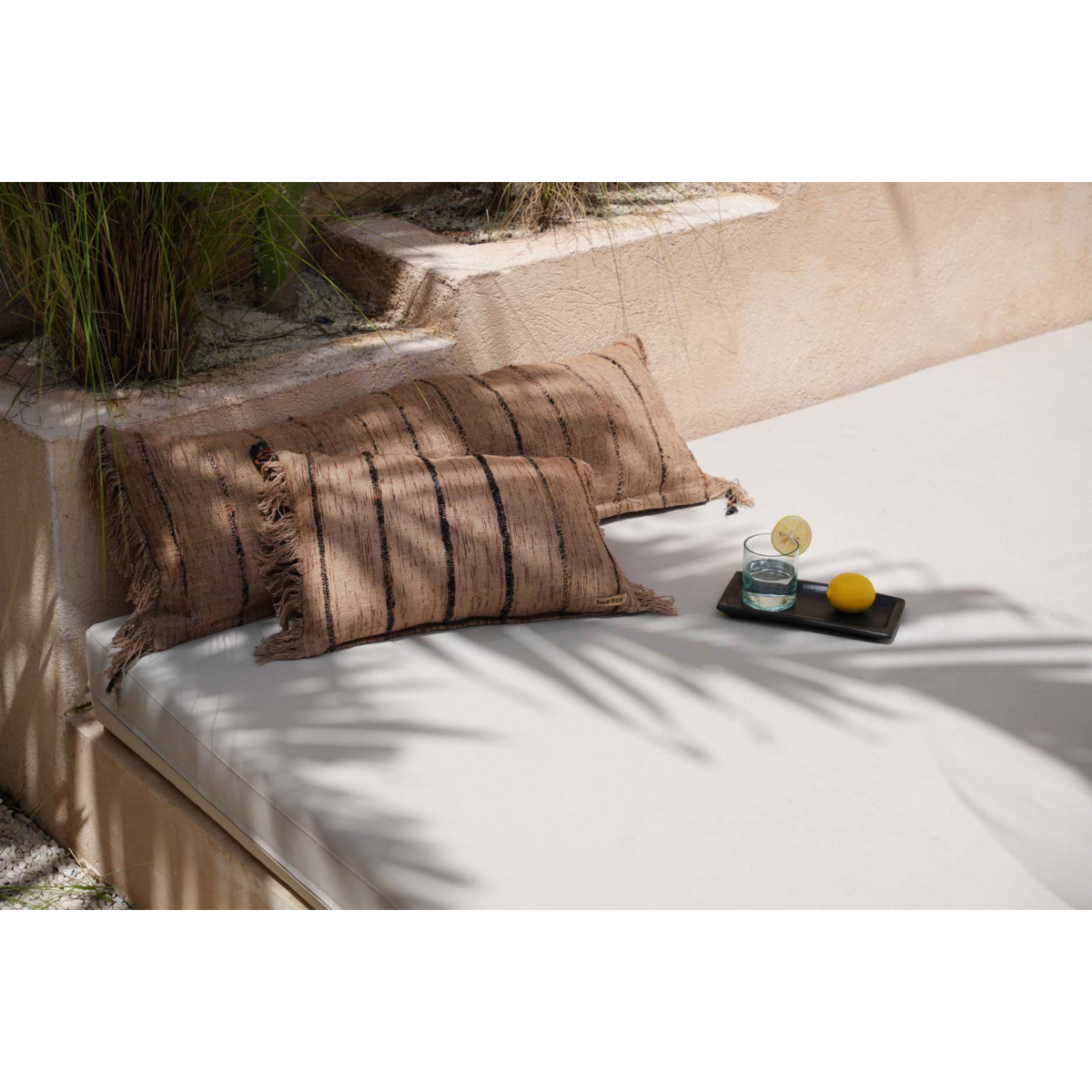 HANDGEWEBTER KISSENBEZUG (BEIGE SCHWARZ) - 30 x 50cm