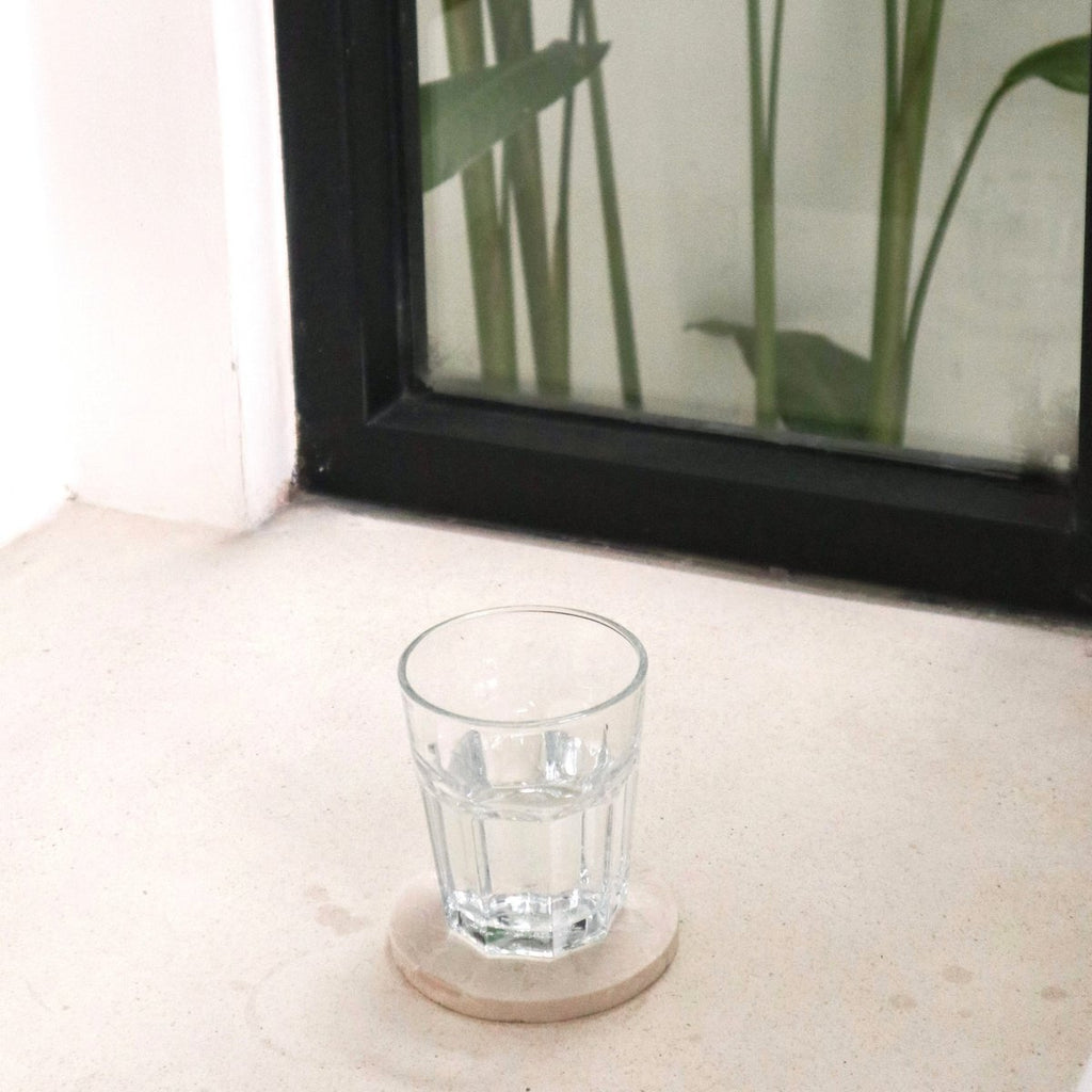 MARMOR UNTERSETZER (WEIß)