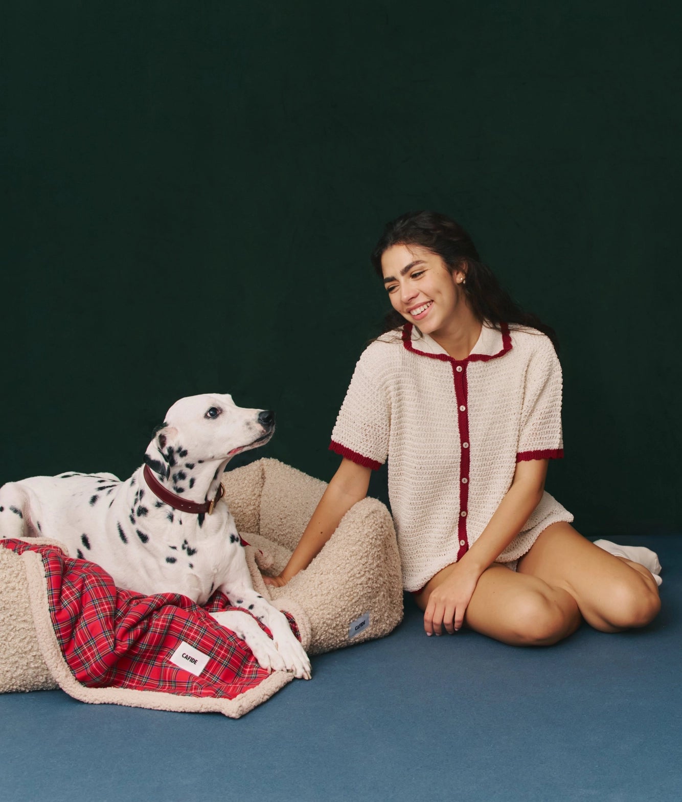 TOIA HUNDEDECKE MIT KAROMUSTER