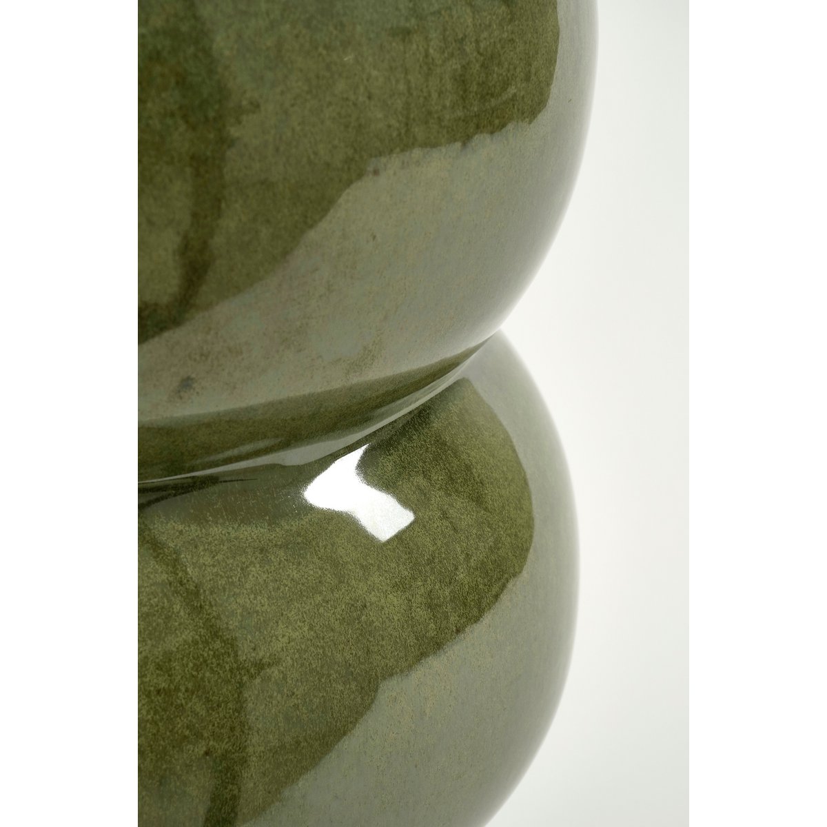 VENDI KERAMIK BEISTELLTISCH (OLIV) - Ø32 cm