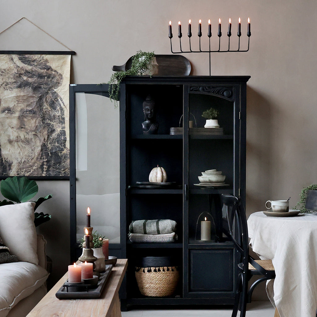 Vitrinenschrank mit Glastüren und Regalböden antique schwarz - Ansicht 1