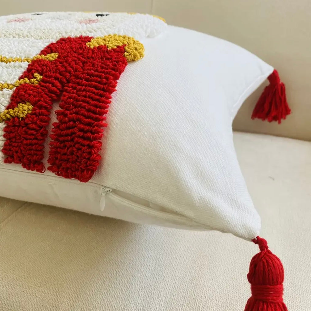 KISSENBEZUG | GESTICKTER NUSSKNACKER