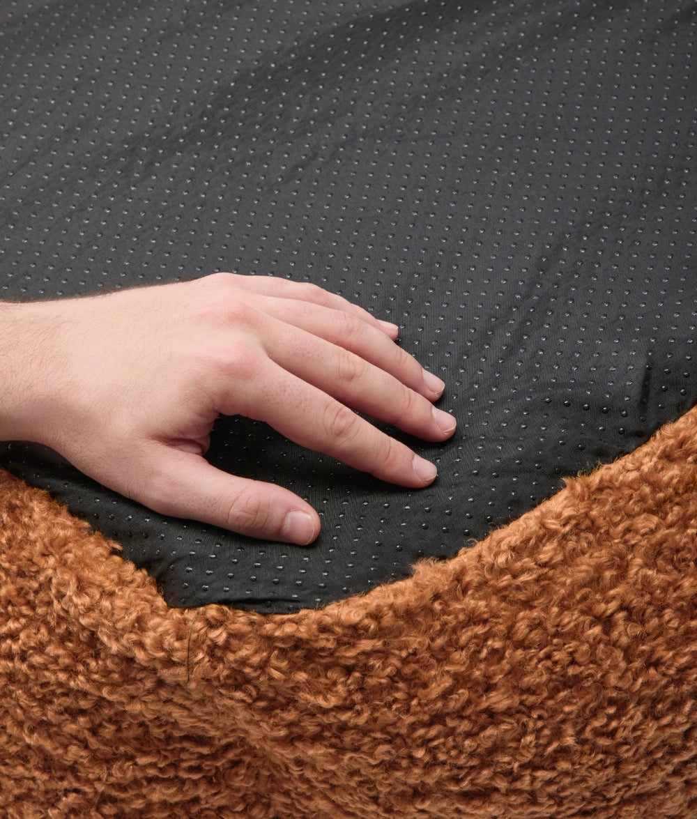 SNOZY HUNDEBETT MIT TEDDYFELL (ORANGE)