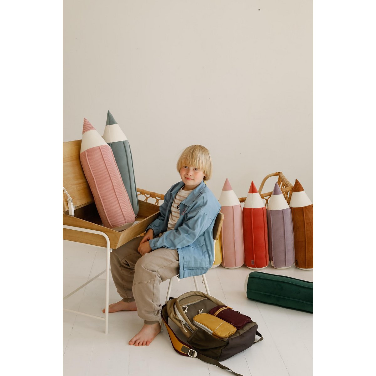 SAMTKISSEN BUNTSTIFT (LILA) - 60cm