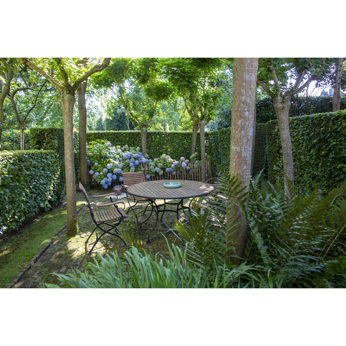 BUCH | GÄRTEN DES JAHRES 2025