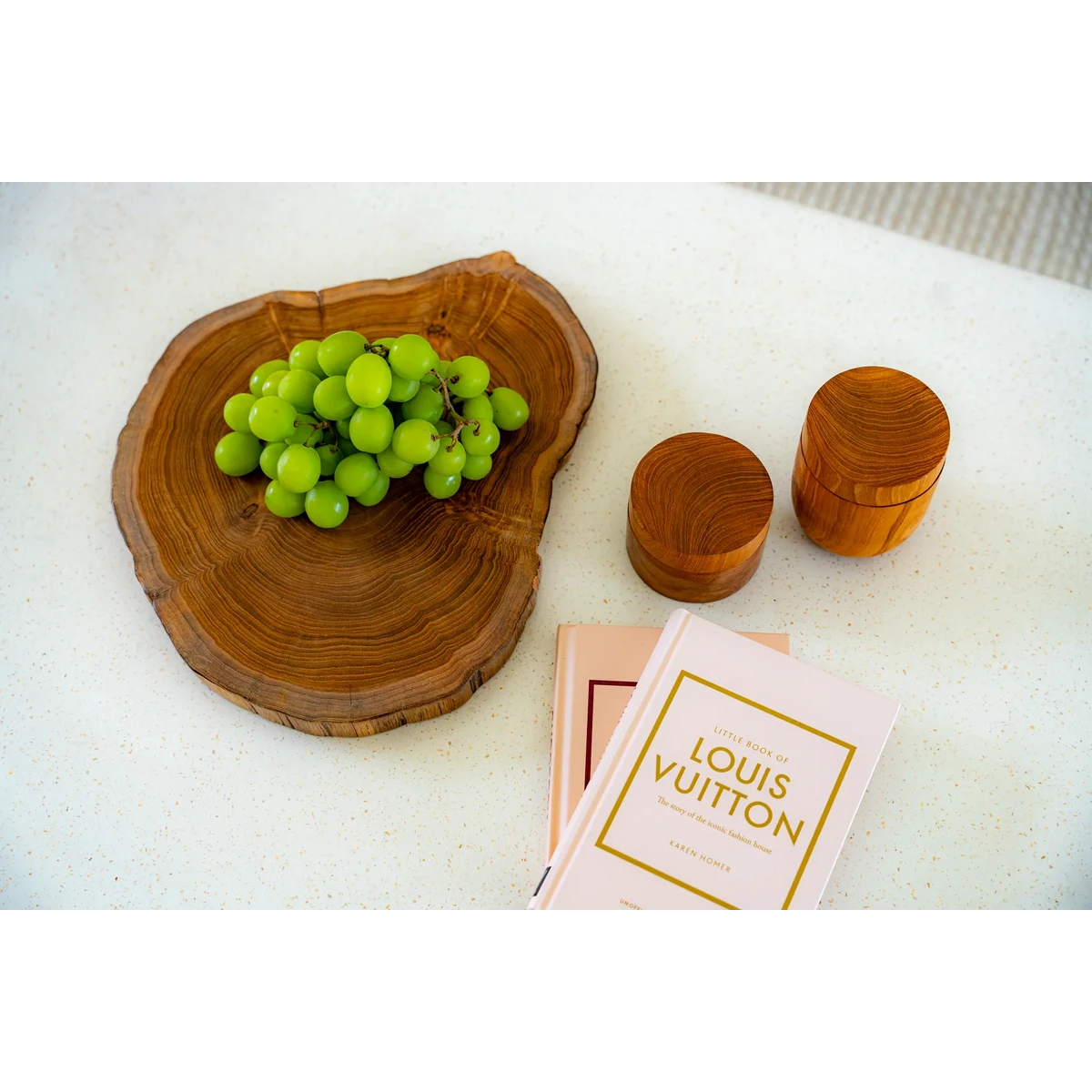 SCHNEIDEBRETT AUS TEAKWURZEL