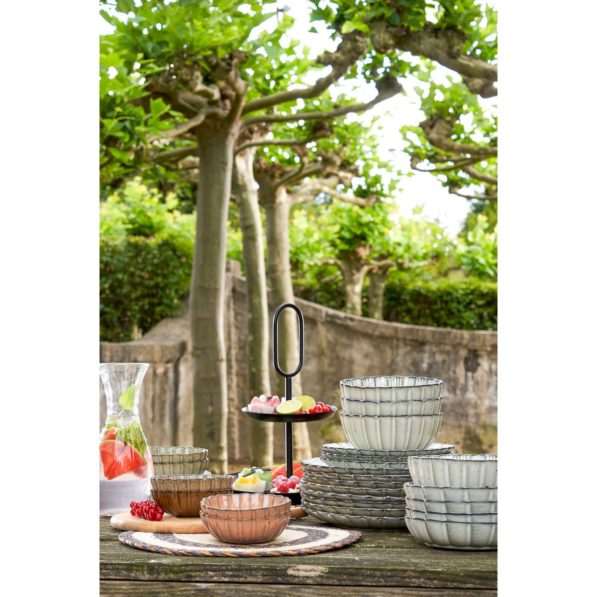 RAMA ETAGERE MIT 2 EBENEN (SCHWARZ) - 36cm