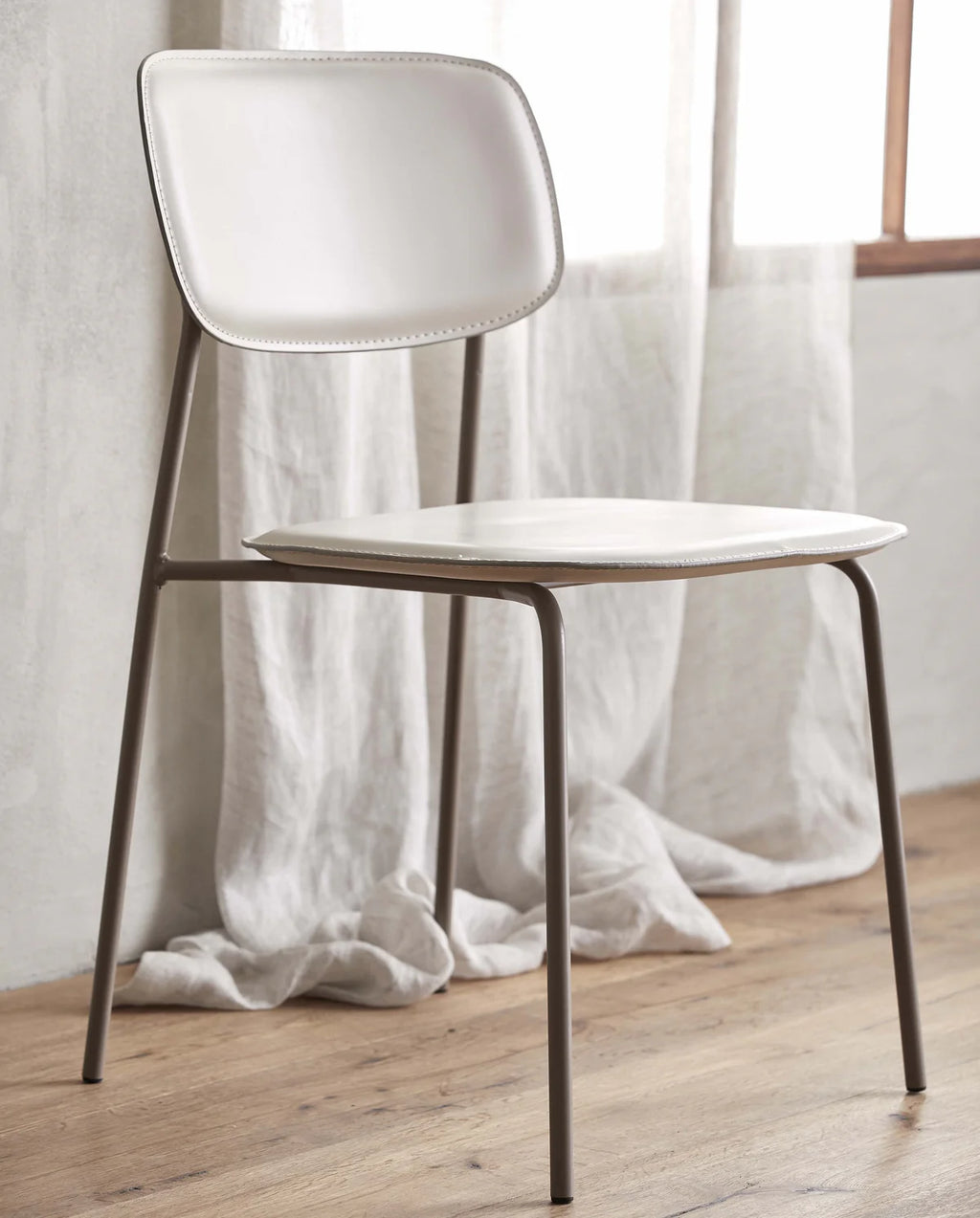 STUHL MIT PU-LEDER (BEIGE) - VEGAN