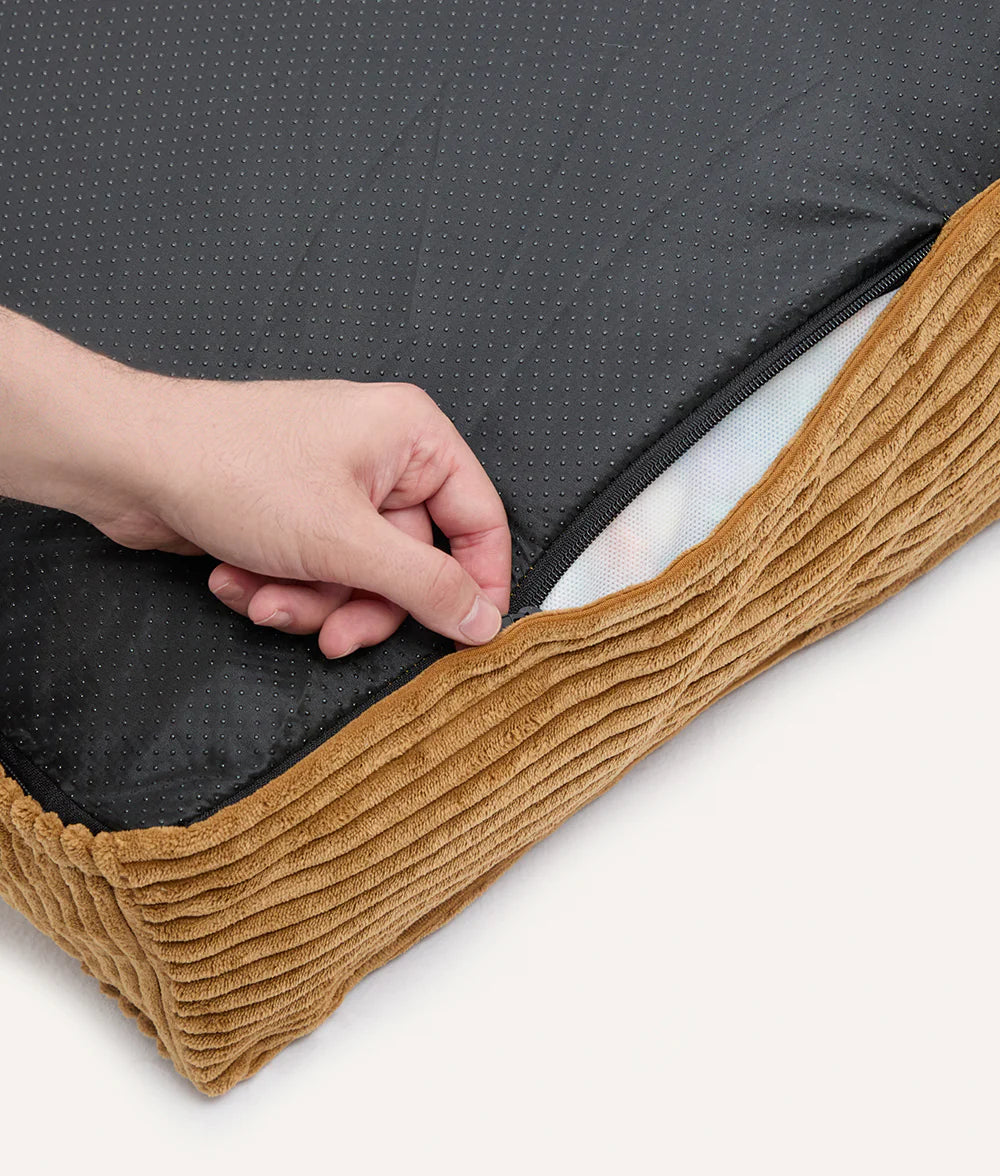 CUADRA HUNDEBETT MIT CORDBEZUG (SENF)