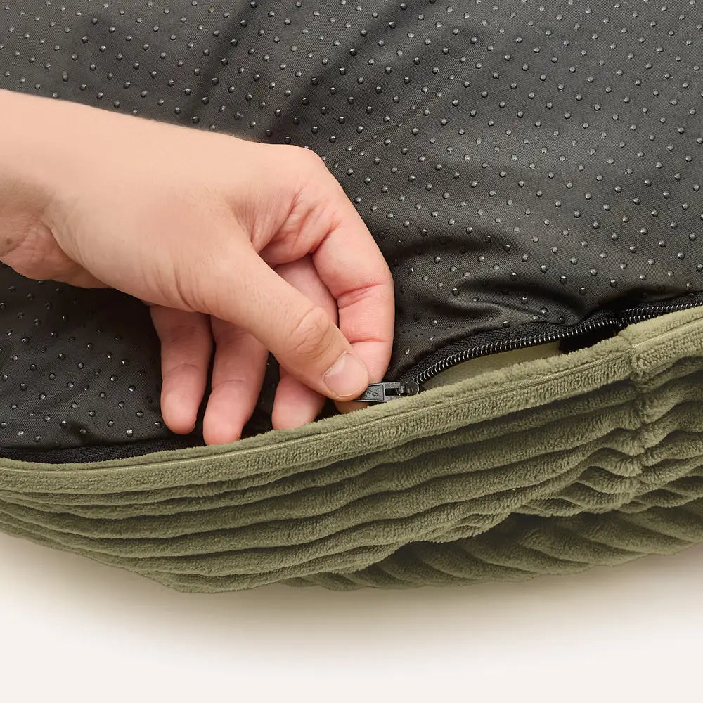 MASO HUNDEBETT MIT KAPUZE (GRÜN)