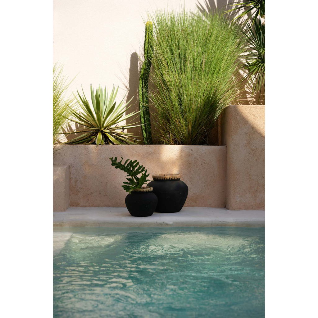 VASE MIT BASTDETAILS (SCHWARZ) - 27cm