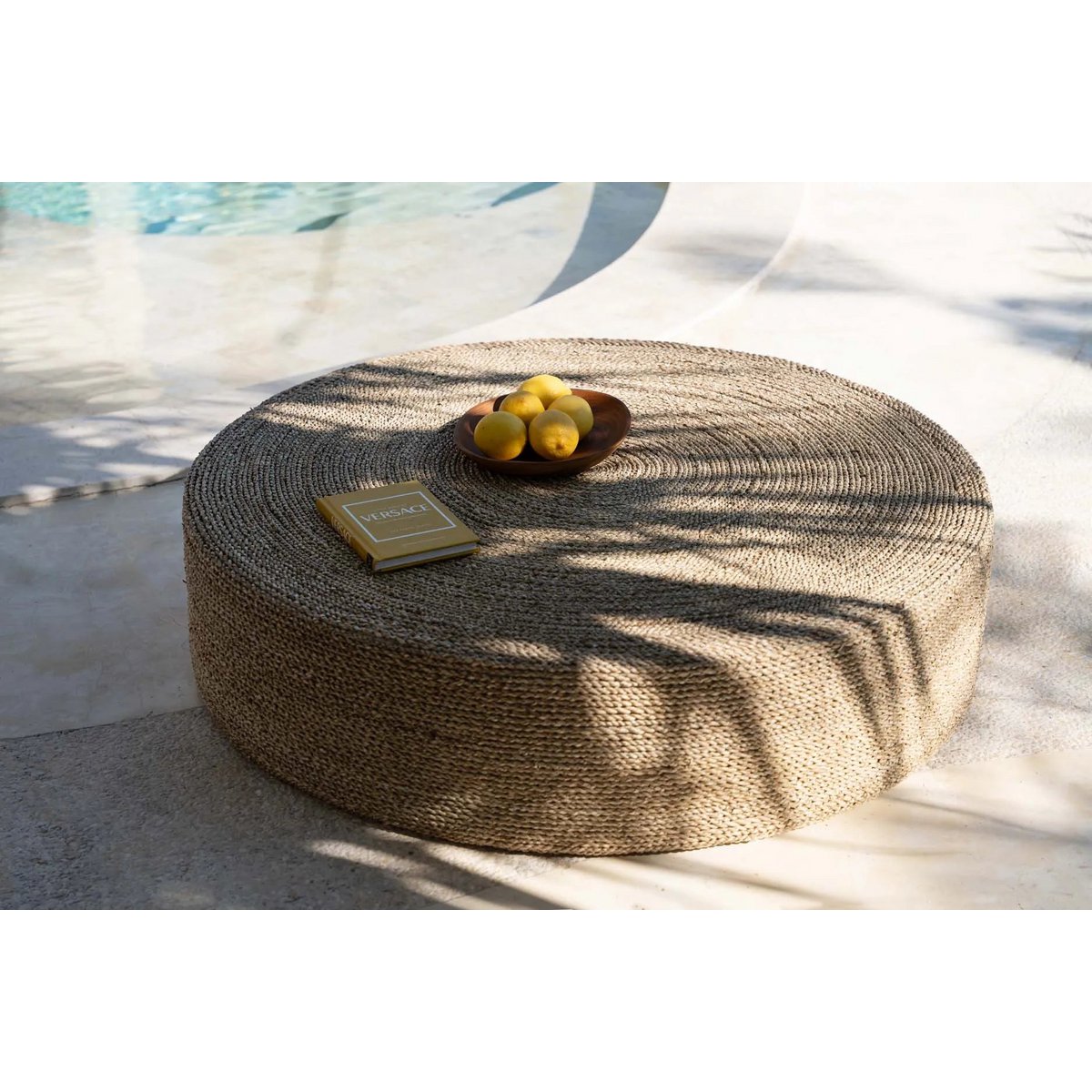 SITZHOCKER AUS SEEGRASGEFLECHT - Ø100cm