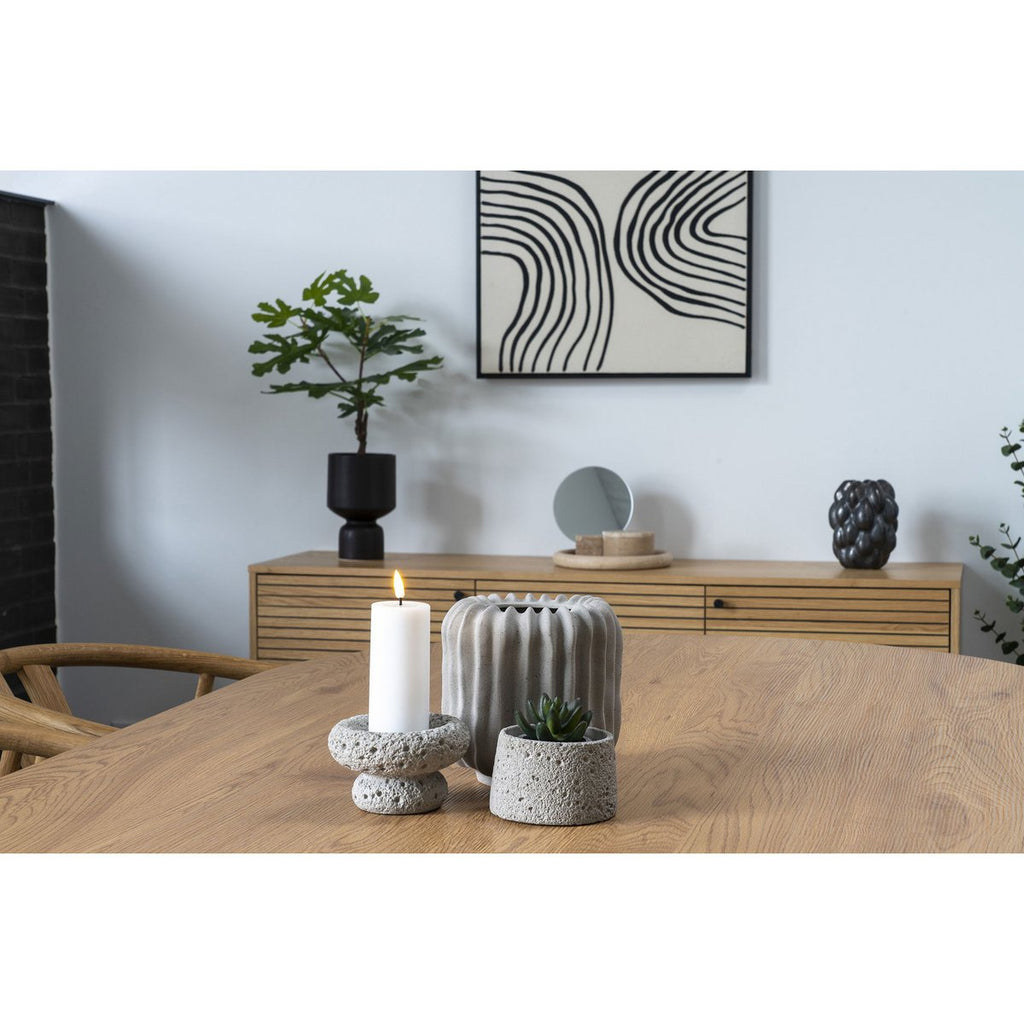 KERZENHALTER AUS ZEMENT