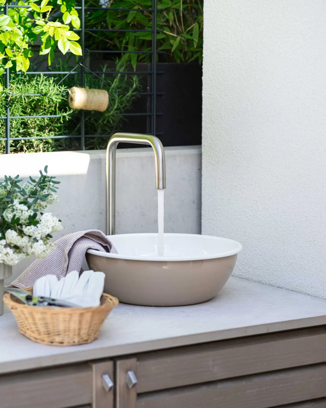 LIVLIG FLEXIBLER OUTDOOR WASSERHAHN