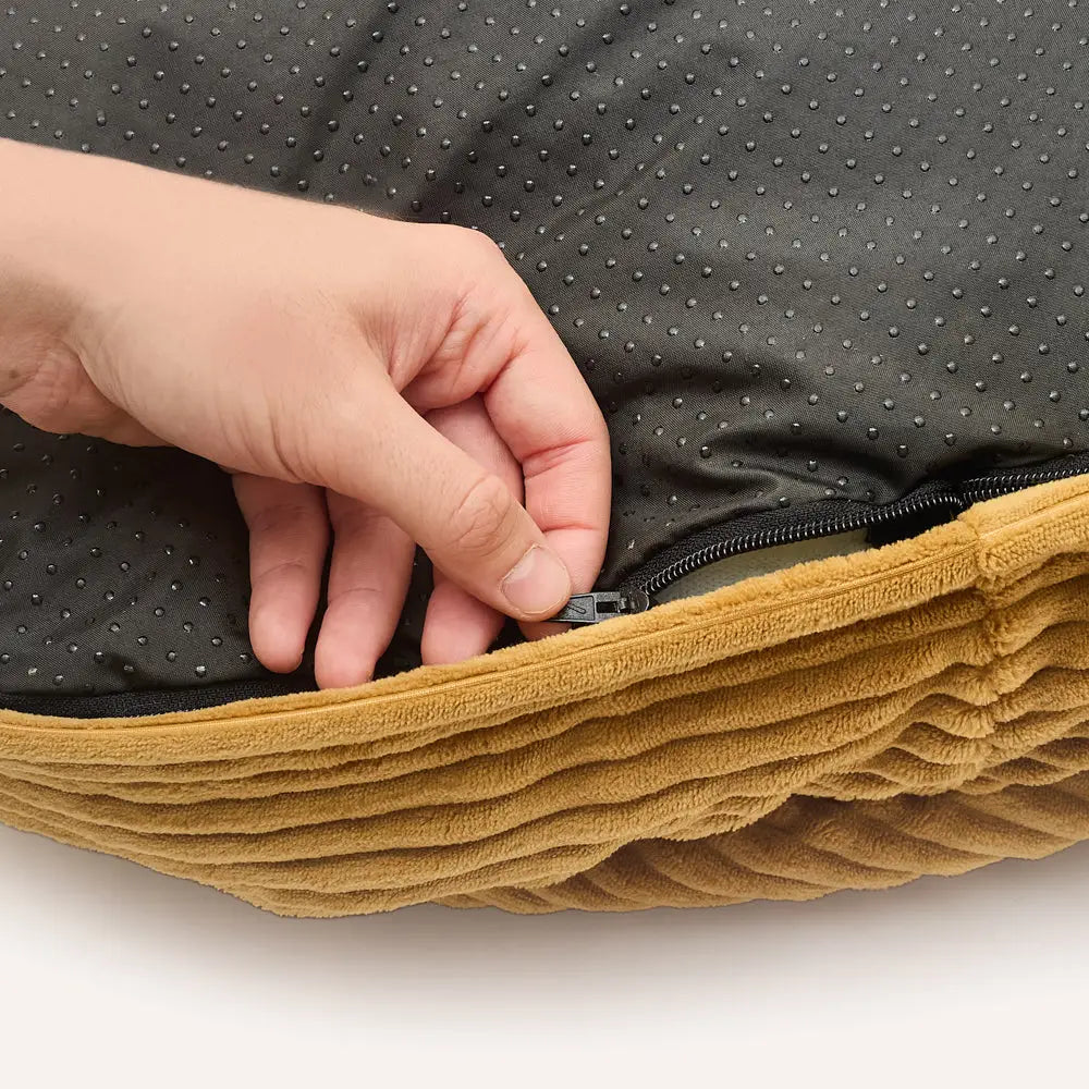 MASO HUNDEBETT MIT KAPUZE (SENF)