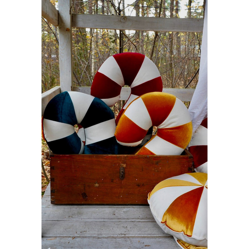 ZUCKERSTANGENKISSEN (GOLD/WEIẞ) - 45cm