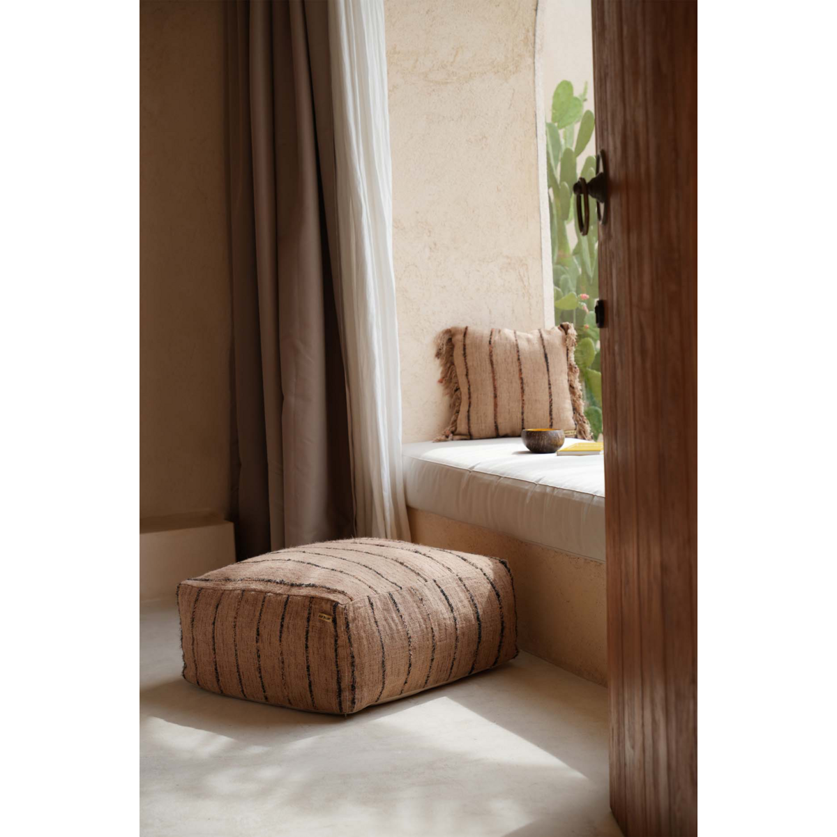 SITZPOUF (BEIGE SCHWARZ)