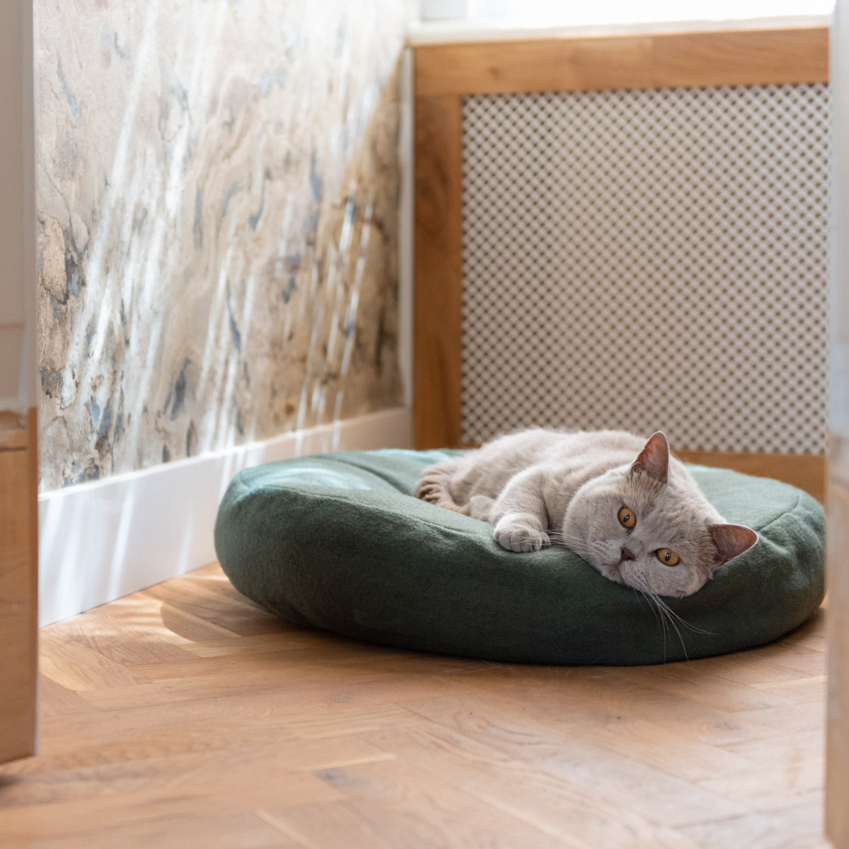KATZEN SCHLAFDONUT (DUNKELGRÜN)