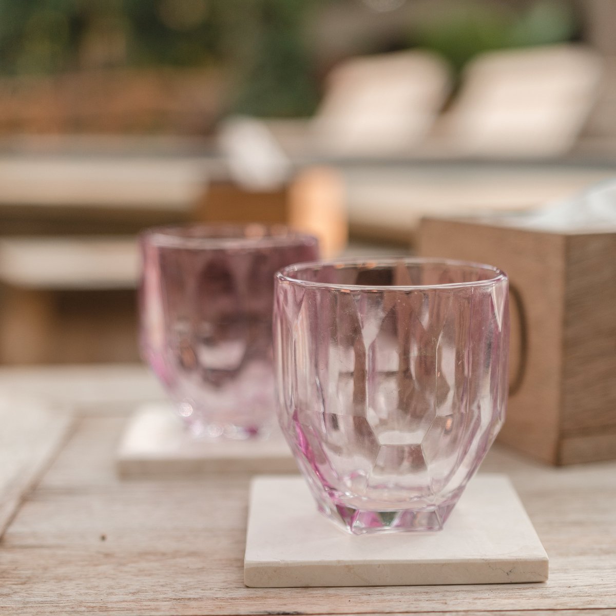 MARMOR UNTERSETZER QUADRATISCH (WEIß)