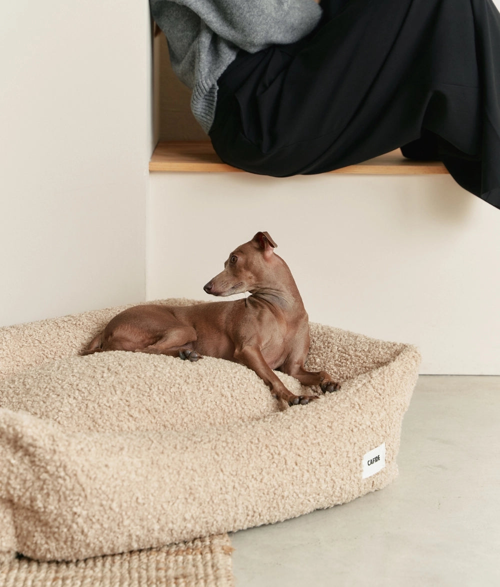 SNOZY HUNDEBETT MIT TEDDYFELL (BEIGE)