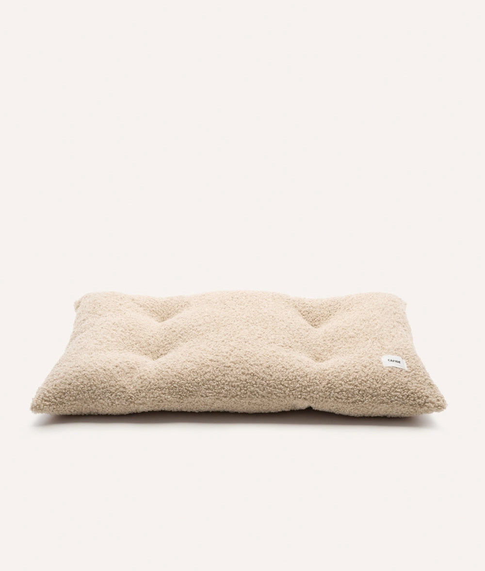 BELA HUNDEKISSEN TEDDYFELL (BEIGE)
