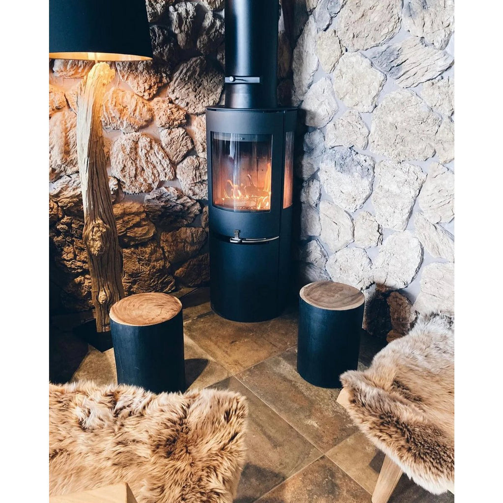 TRIBE HOCKER AUS MUNGURHOLZ (SCHWARZ)