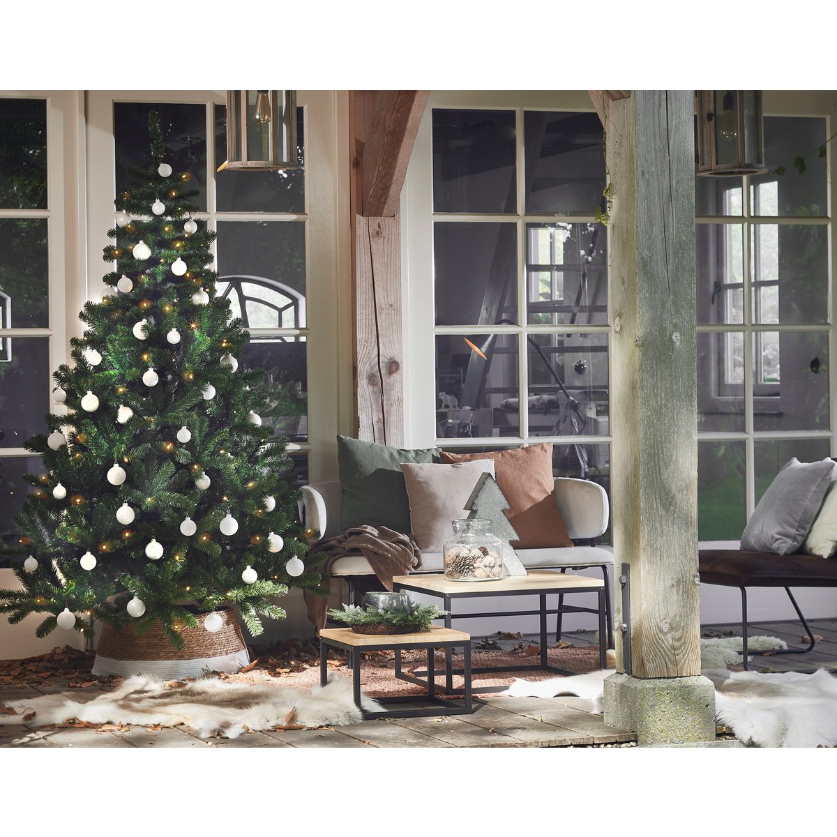 WEIHNACHTSBAUMROCK AUS SEEGRAS (WEIß) - Ø58 cm