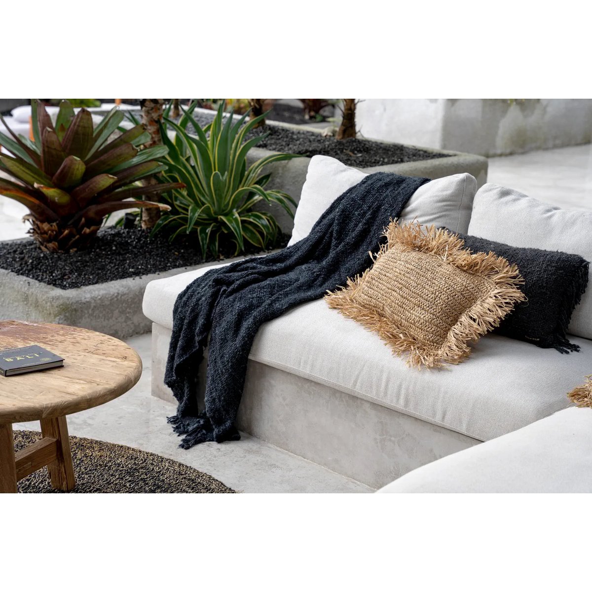 HANDGEWEBTER BAUMWOLLPLAID (SCHWARZ)