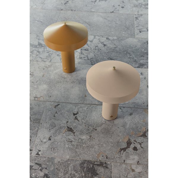 HATTO TISCHLEUCHTE (GELB) - 41cm