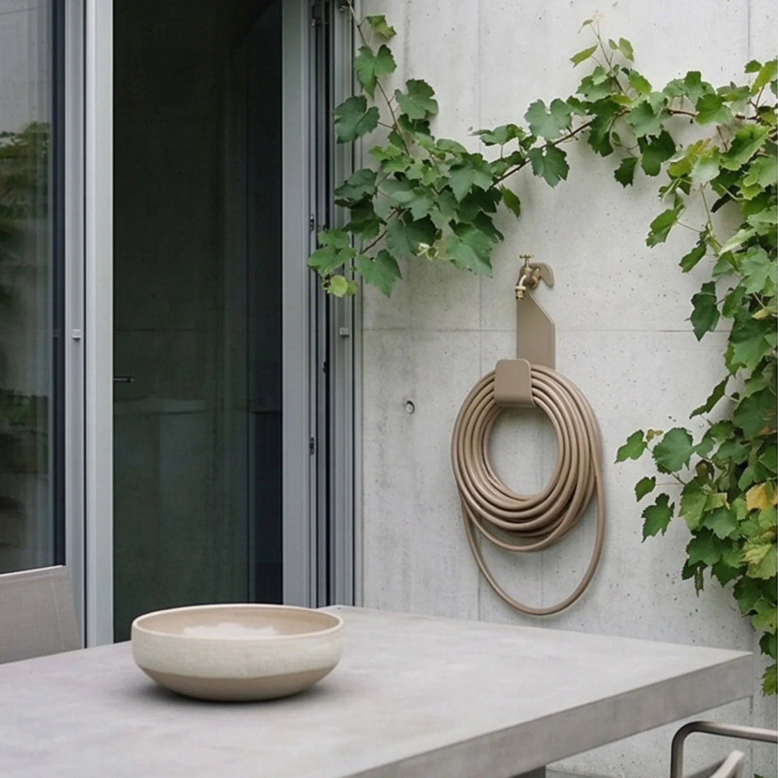 LIVLIG WANDHALTERUNG (SANDY STONE)
